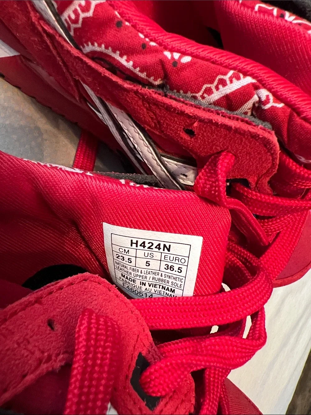 Asics Kids Red and White Gel-Lyte III Sneakers - Picture 6 of 6